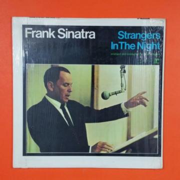 FRANK SINATRA Strangers In The Night F 1017 Mono LP Vinyl VG++ Cover Shrink