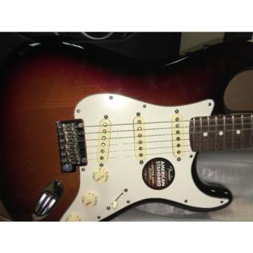 Fender American Standard Stratocaster W/HSC 3 Tone Sunburst