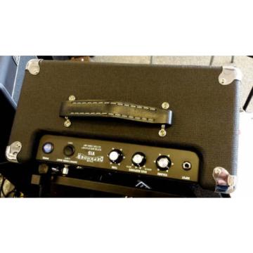 Kustom Defender V15 Tube Guitar Amplifier EL 84 Pure Tube Tone Guitar Amp