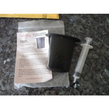 PLANET WAVES ACOUSTIC GUITAR HUMIDIFIER from WALDEN PACK with SYRINGE