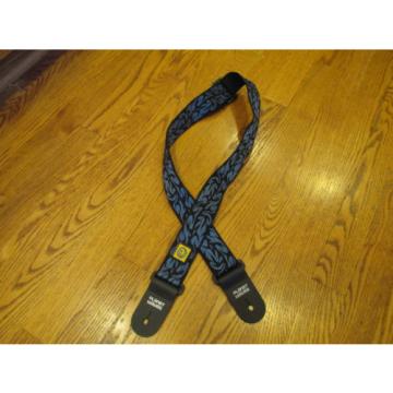 PLANET WAVES NYLON GUITAR STRAP WITH LEATHER ENDS - BLACK WITH BLUE DESIGN