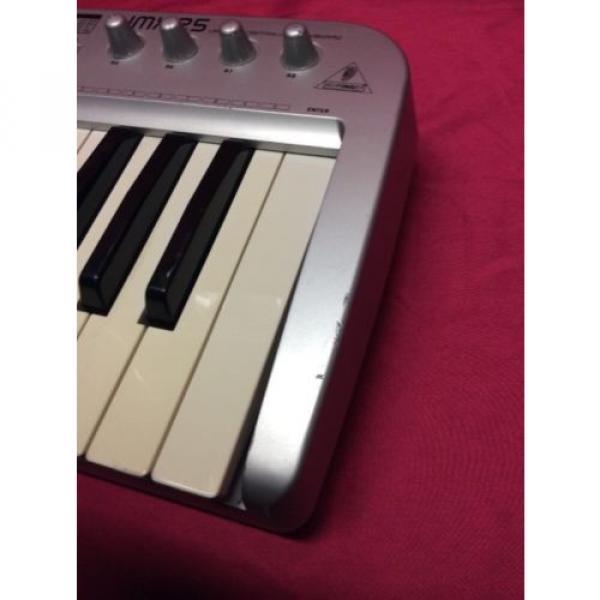 Behringer UMX25 U-Control USB/MIDI Keyboard controller #5 image