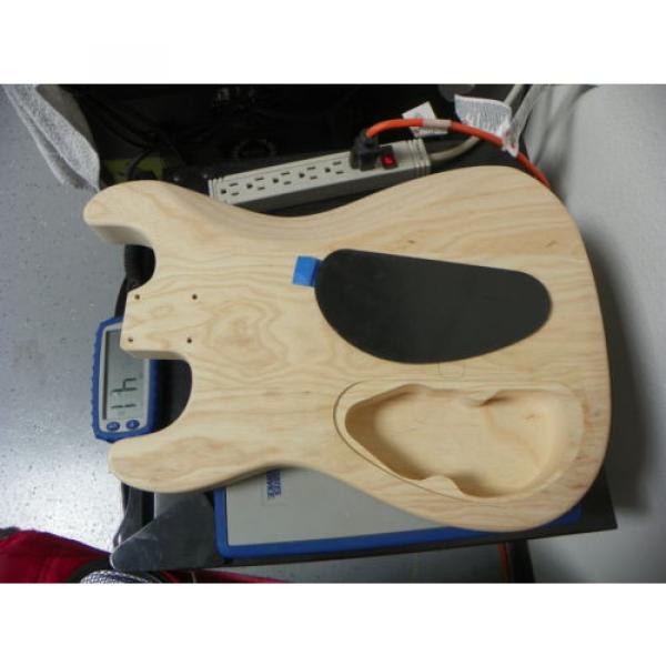 Lic.Swamp Ash Stratocaster Body Allparts #4 image