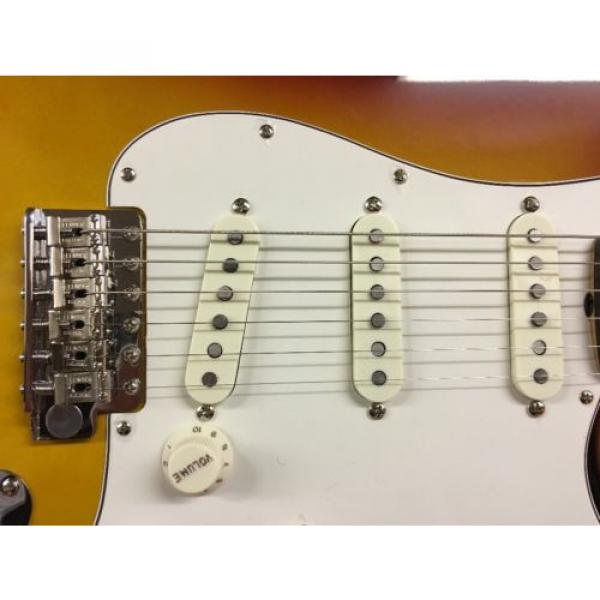 2015 Fender American Vintage 65 Strat Stratocaster 3 Tone Sunburst SAVE! Minty! #3 image