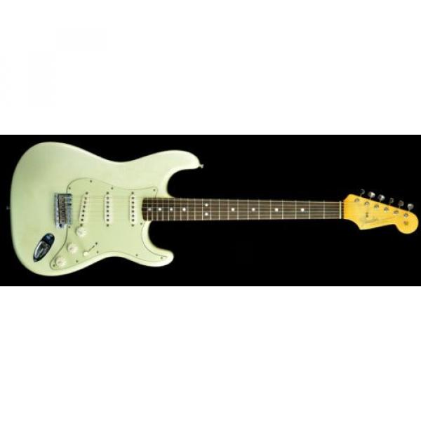 Fender Total Tone 1965 reissue Closet Classic Stratocaster 2013 White - 10022366 #1 image